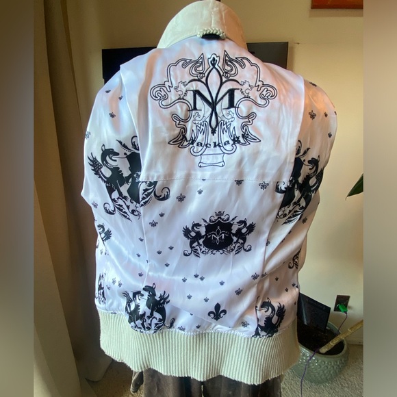 🌟Mackage Retro-Style White Leather Jacket 🌟 - Picture 8 of 10